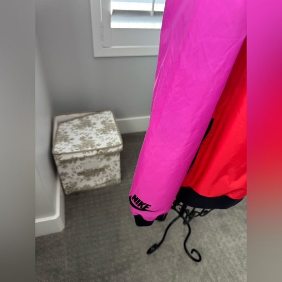 Mens Nike Colorblock Windbreaker Jacket - Picture 7 of 10